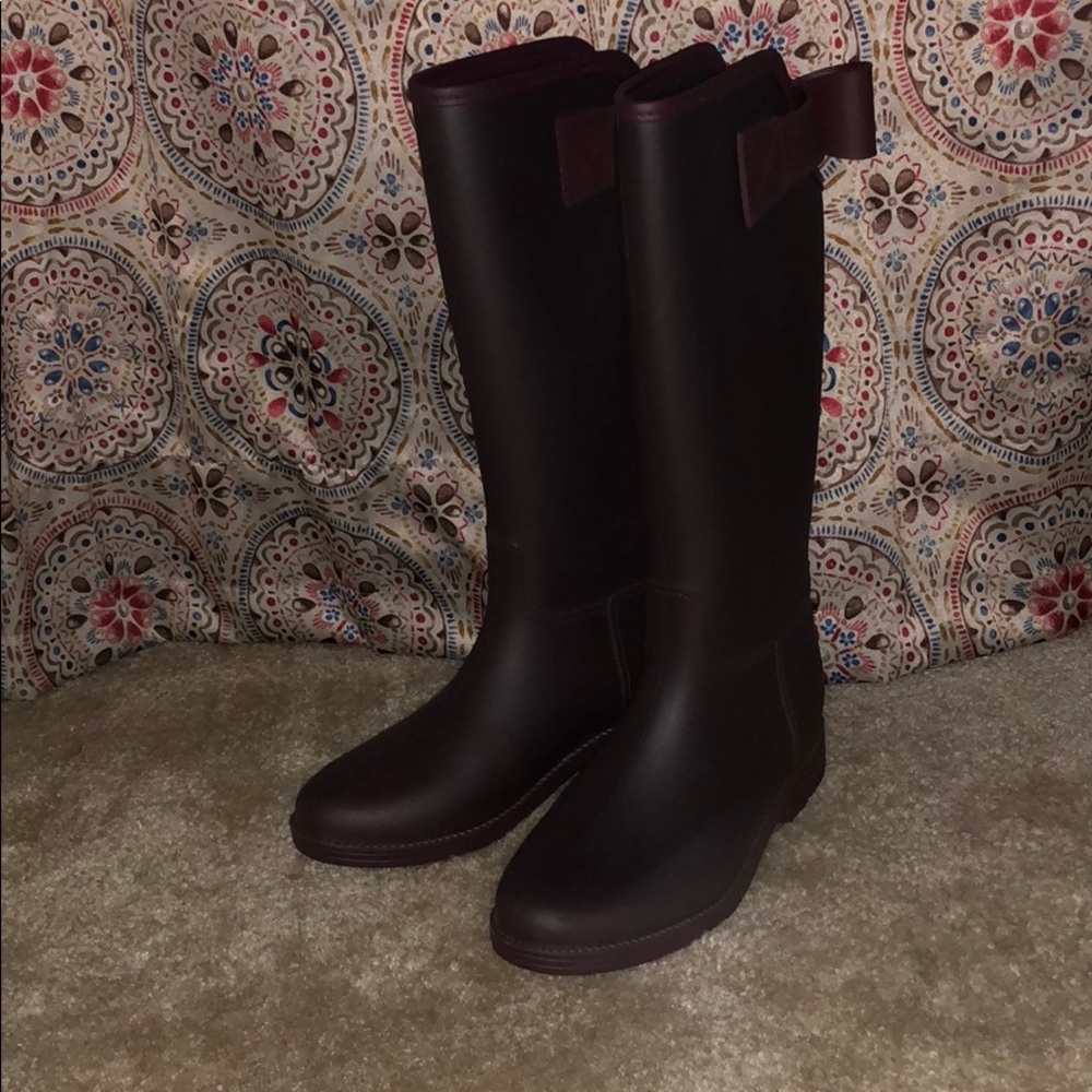 Women’s rain boots